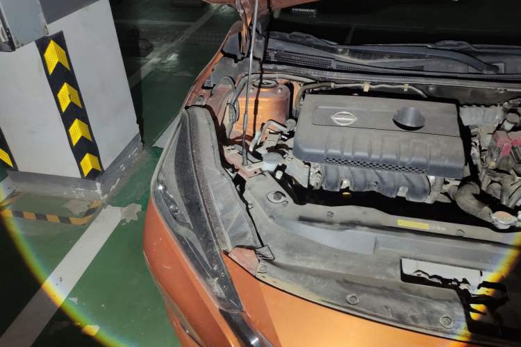 Used Nissan Lannia 2016 1.6L CVT Cool Edition Engine Bay Right