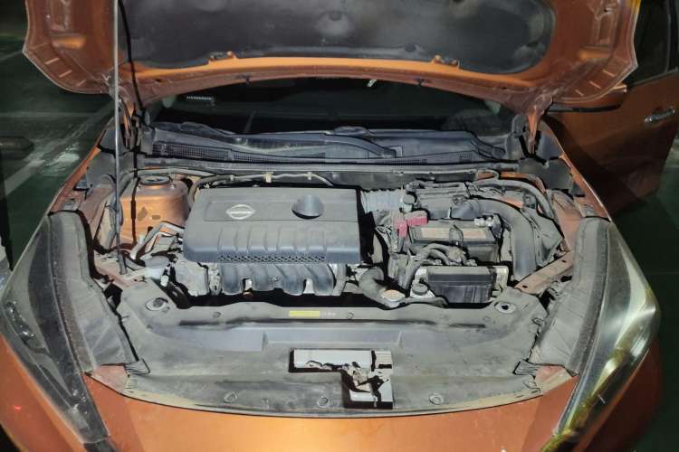 Used Nissan Lannia 2016 1.6L CVT Cool Edition Engine Bay