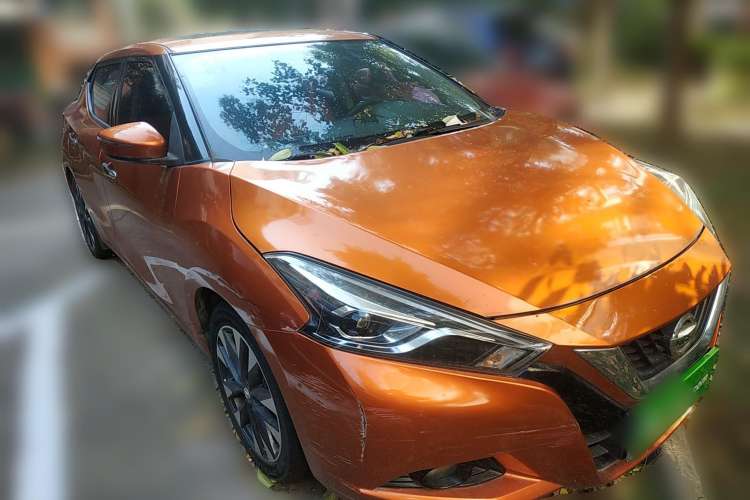 Used Nissan Lannia 2016 1.6L CVT Smart Cool Edition Front Right 45 Deg