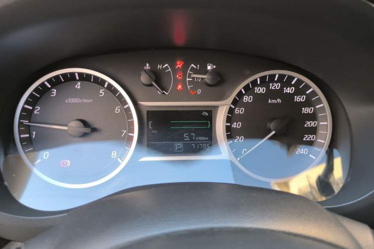 Used Nissan Lannia 2016 1.6L CVT Cool Edition Instrument Cluster