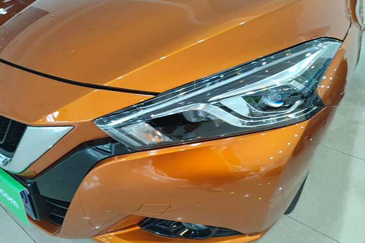 Used Nissan Lannia 2016 1.6L CVT Smart Cool Edition Left Front Headlight