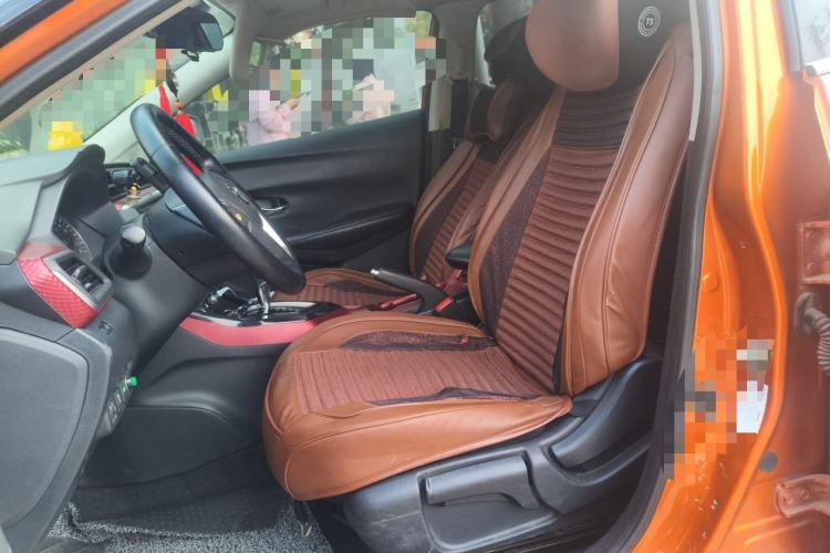 Used Nissan Lannia 2016 1.6L CVT Smart Cool Edition Left Front Seat