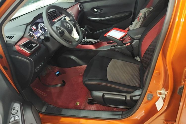 Used Nissan Lannia 2016 1.6L CVT Smart Cool Edition Left Front Seat
