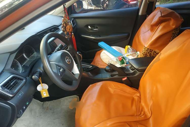 Used Nissan Lannia 2016 1.6L CVT Smart Cool Edition Left Front Seat