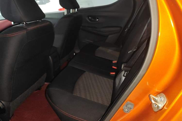Used Nissan Lannia 2016 1.6L CVT Smart Cool Edition Left Rear Seat