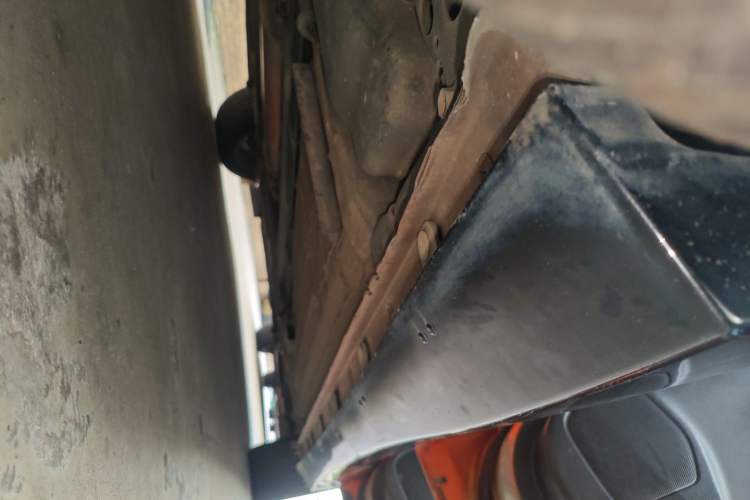 Used Nissan Lannia 2016 1.6L CVT Smart Edition Right Side Sill