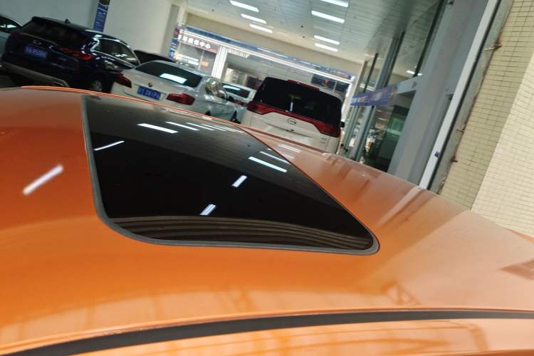 Used Nissan Lannia 2016 1.6L CVT Smart Edition Roof