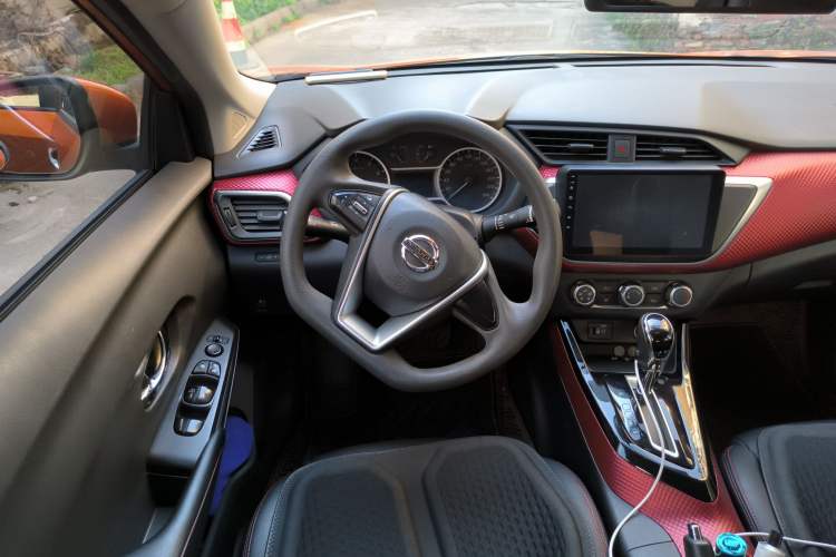 Used Nissan Lannia 2016 1.6L CVT Cool Edition Steering Wheel