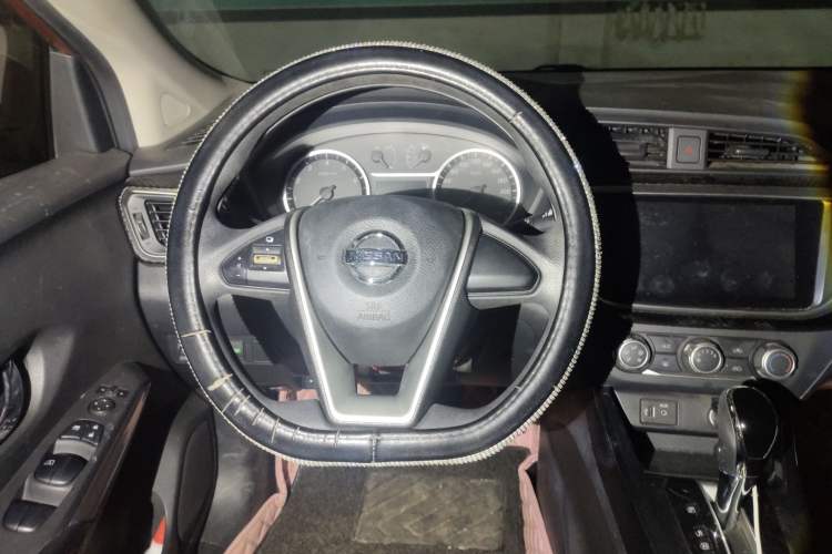 Used Nissan Lannia 2016 1.6L CVT Cool Edition Steering Wheel