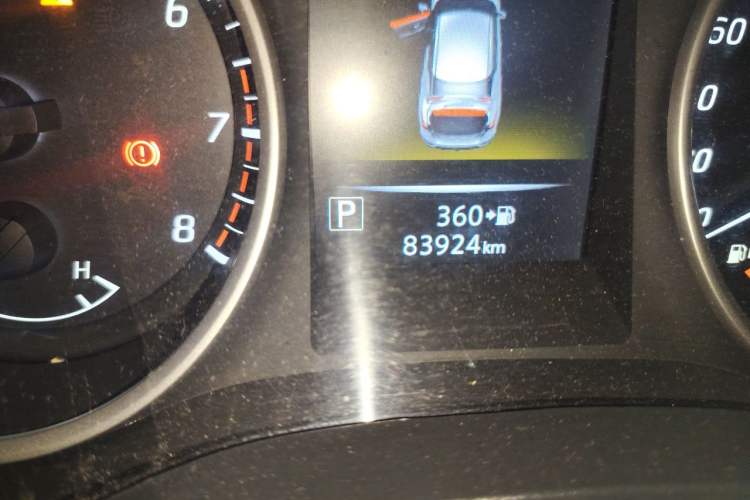 Used Nissan Lannia 2016 1.6L CVT High-Energy Version Odometer Close Up