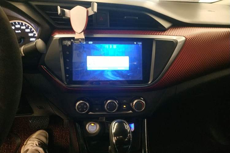 Used Nissan Lannia 2016 1.6L CVT Smart Cool Edition Audio And AC Panel