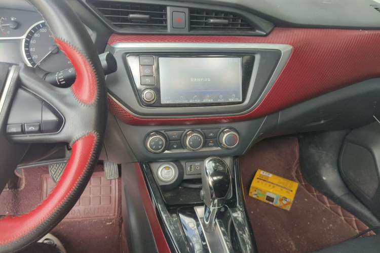 Used Nissan Lannia 2016 1.6L CVT Smart Cool Edition Audio And AC Panel