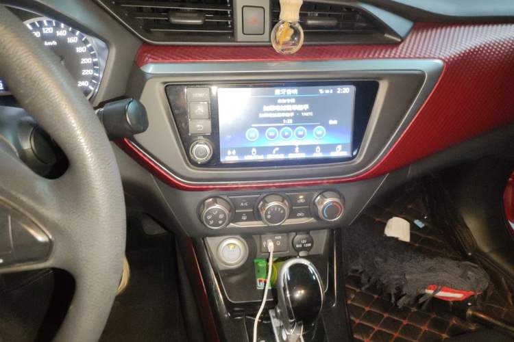 Used Nissan Lannia 2016 1.6L CVT Smart Cool Edition Audio And AC Panel