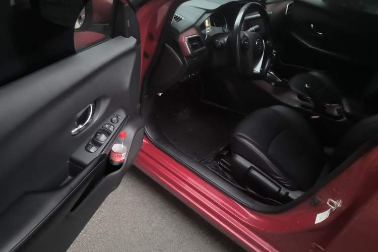 Used Nissan Lannia 2016 1.6L CVT High-Energy Version Driver Seat