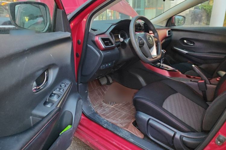 Used Nissan Lannia 2016 1.6L CVT Smart Cool Edition Driver Seat