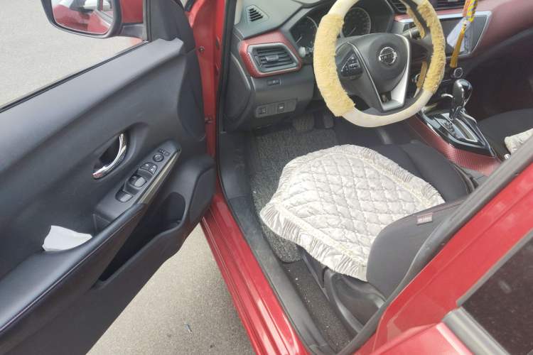 Used Nissan Lannia 2016 1.6L CVT Cool Edition Driver Seat