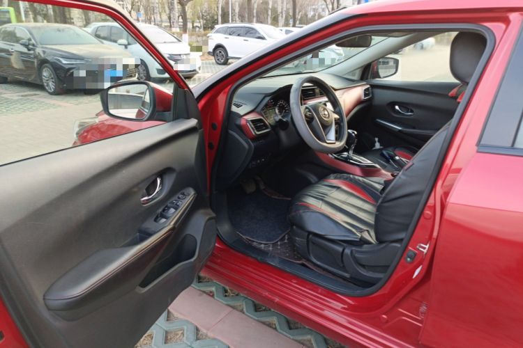 Used Nissan Lannia 2016 1.6L CVT Smart Cool Edition Driver Seat