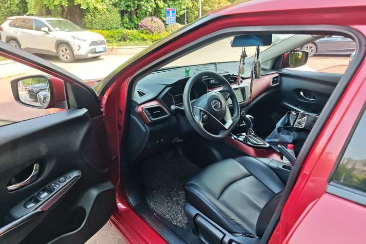 Used Nissan Lannia 2016 1.6L CVT Smart Cool Edition Driver Seat