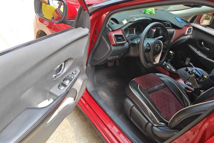 Used Nissan Lannia 2016 1.6L CVT Smart Cool Edition Driver Seat