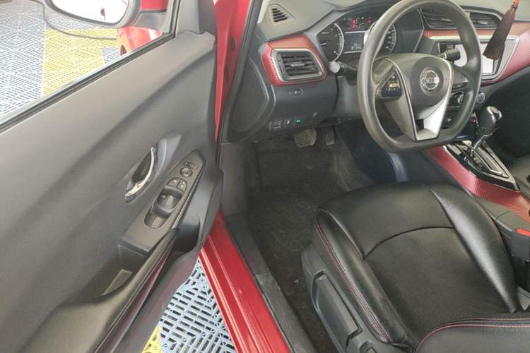 Used Nissan Lannia 2016 1.6L CVT Smart Cool Edition Driver Seat