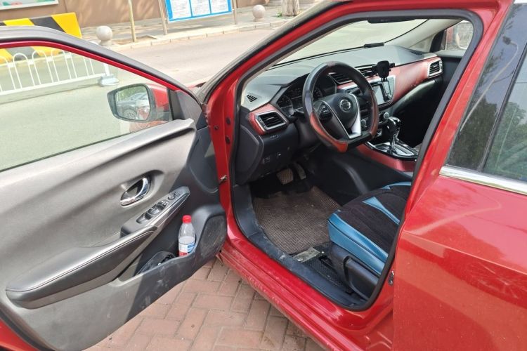 Used Nissan Lannia 2016 1.6L CVT Cool Edition Driver Seat