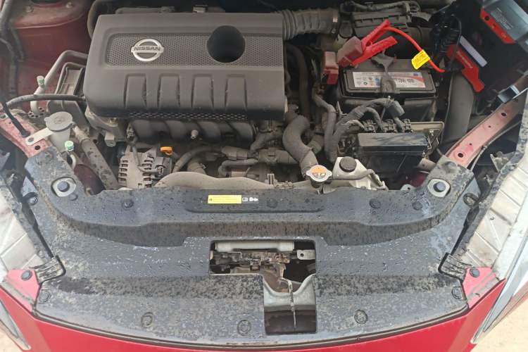 Used Nissan Lannia 2016 1.6L CVT Cool Edition Engine Bay