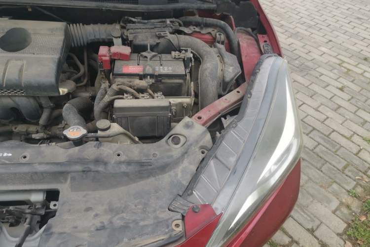 Used Nissan Lannia 2016 1.6L CVT Cool Edition Engine Bay Left