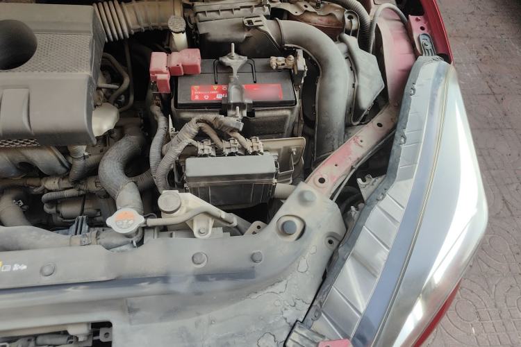 Used Nissan Lannia 2016 1.6L CVT Smart Cool Edition Engine Bay Left