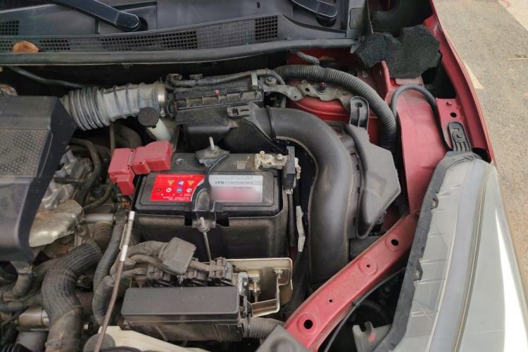 Used Nissan Lannia 2016 1.6L CVT Smart Cool Edition Engine Bay Left