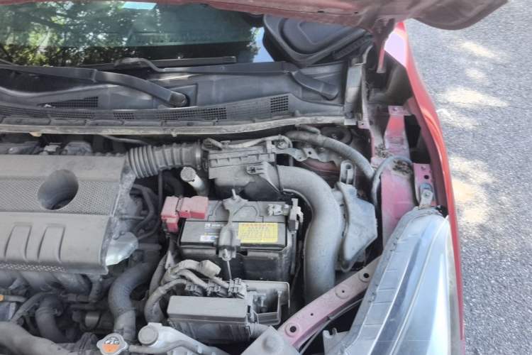 Used Nissan Lannia 2016 1.6L CVT Smart Cool Edition Engine Bay Left