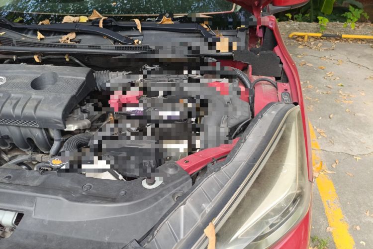 Used Nissan Lannia 2016 1.6L CVT Cool Edition Engine Bay Left