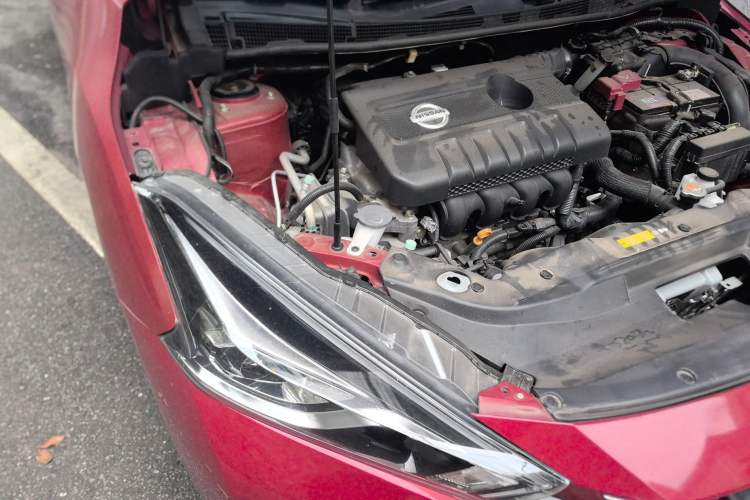 Used Nissan Lannia 2016 1.6L CVT Cool Edition Engine Bay Right