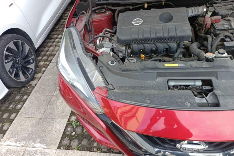 Used Nissan Lannia 2016 1.6L CVT Cool Edition Engine Bay Right