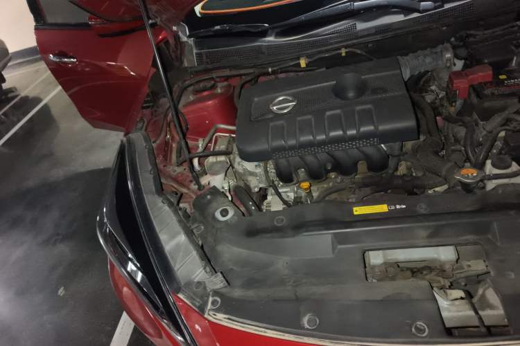 Used Nissan Lannia 2016 1.6L CVT Smart Cool Edition Engine Bay Right