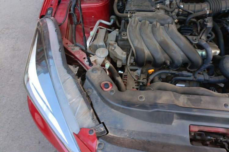 Used Nissan Lannia 2016 1.6L CVT Smart Cool Edition Engine Bay Right