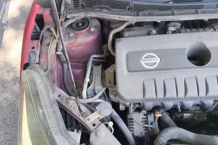 Used Nissan Lannia 2016 1.6L CVT Smart Cool Edition Engine Bay Right