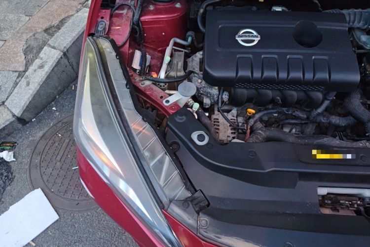 Used Nissan Lannia 2016 1.6L CVT Cool Edition Engine Bay Right