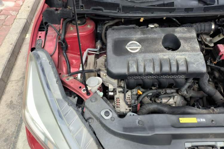 Used Nissan Lannia 2016 1.6L CVT Smart Cool Edition Engine Bay Right