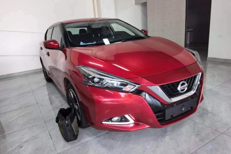 Used Nissan Lannia 2016 1.6L CVT Cool Edition Front Right 45 Deg