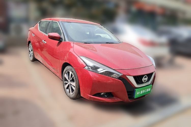 Used Nissan Lannia 2016 1.6L CVT Cool Edition Front Right 45 Deg