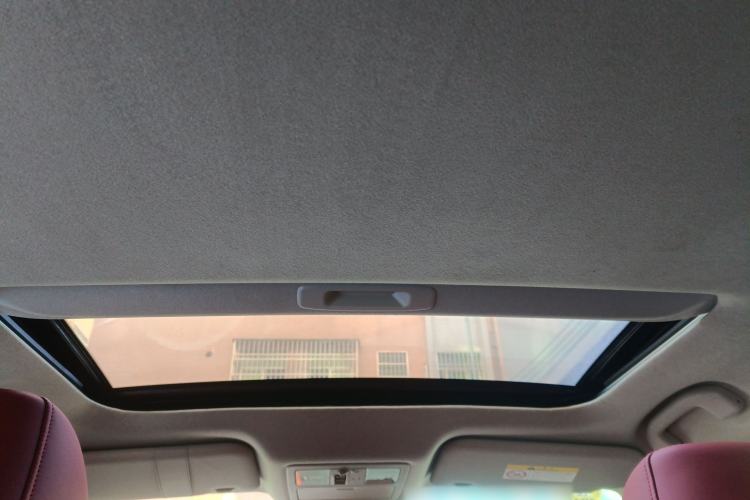 Used Nissan Lannia 2016 1.6L CVT Cool Edition Headliner
