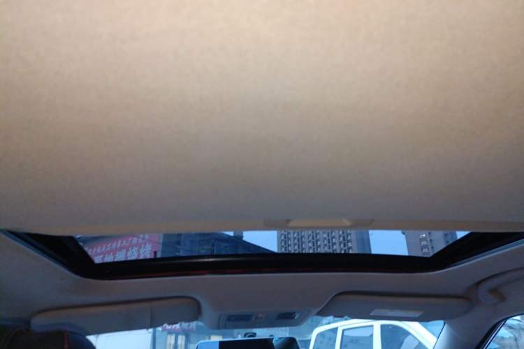 Used Nissan Lannia 2016 1.6L CVT Smart Cool Edition Headliner