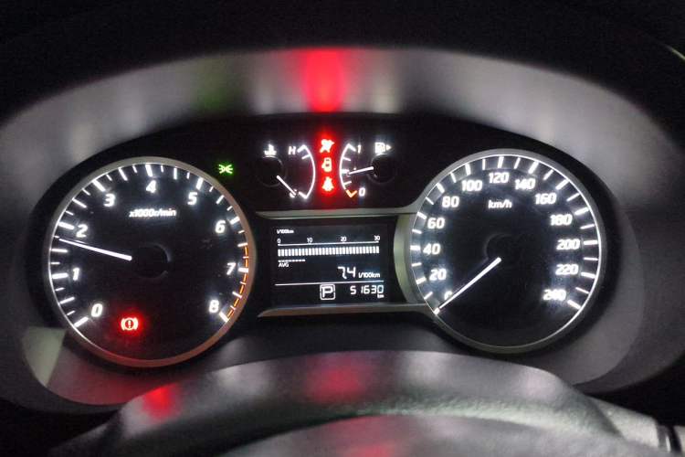 Used Nissan Lannia 2016 1.6L CVT Smart Cool Edition Instrument Cluster