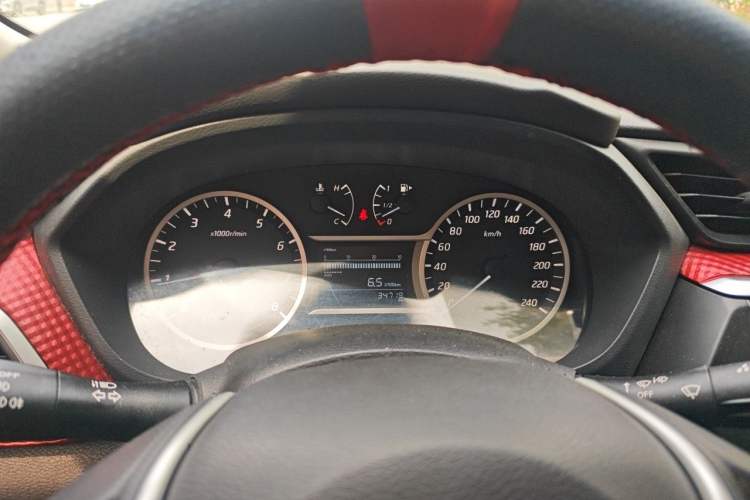 Used Nissan Lannia 2016 1.6L Manual Cool Edition Instrument Cluster