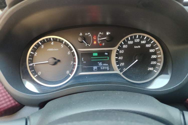 Used Nissan Lannia 2016 1.6L CVT Smart Cool Edition Instrument Cluster