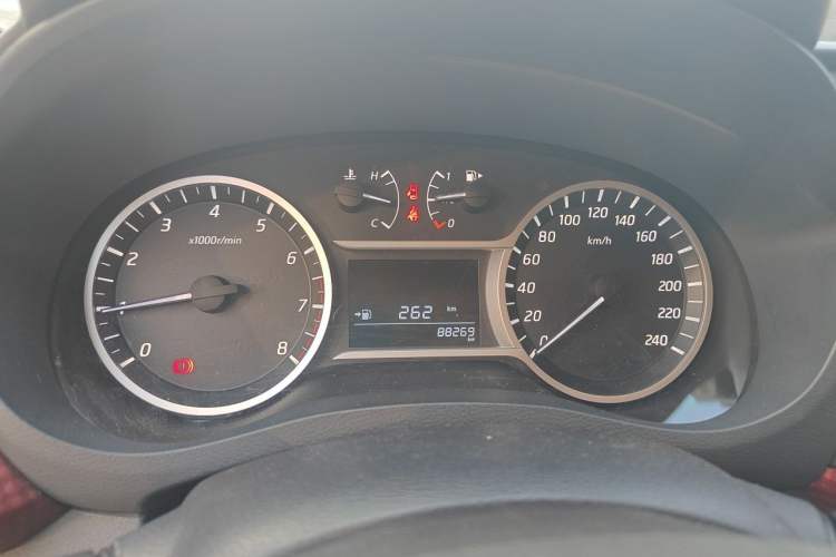 Used Nissan Lannia 2016 1.6L Manual Cool Edition Instrument Cluster