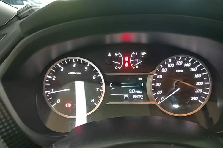Used Nissan Lannia 2016 1.6L CVT Cool Edition Instrument Cluster