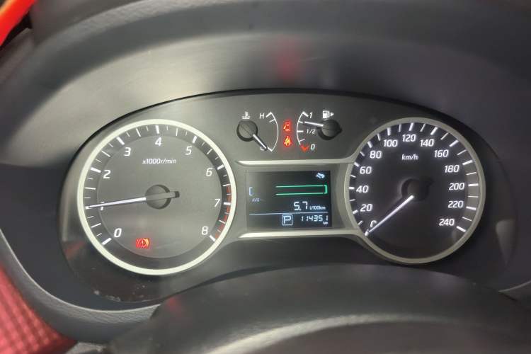 Used Nissan Lannia 2016 1.6L CVT Smart Cool Edition Instrument Cluster