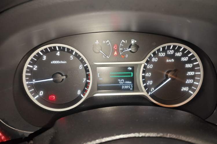 Used Nissan Lannia 2016 1.6L Manual Cool Edition Instrument Cluster