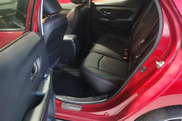Used Nissan Lannia 2016 1.6L CVT Smart Cool Edition Interior 1